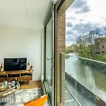 Waterfront @ Ryedale House * يورك