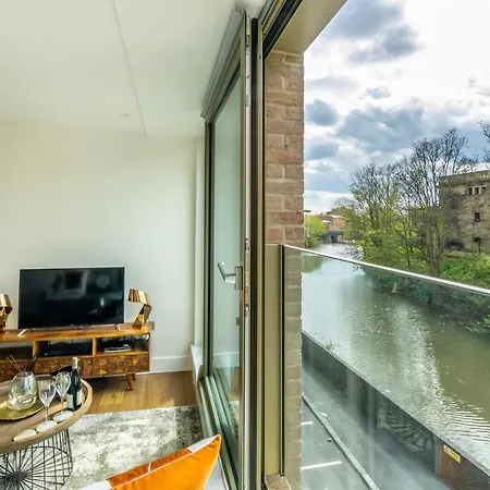 Waterfront @ Ryedale House * Йорк